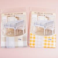 The TE-34PL composite flannel lace tablecloth measures 137*183 cm.