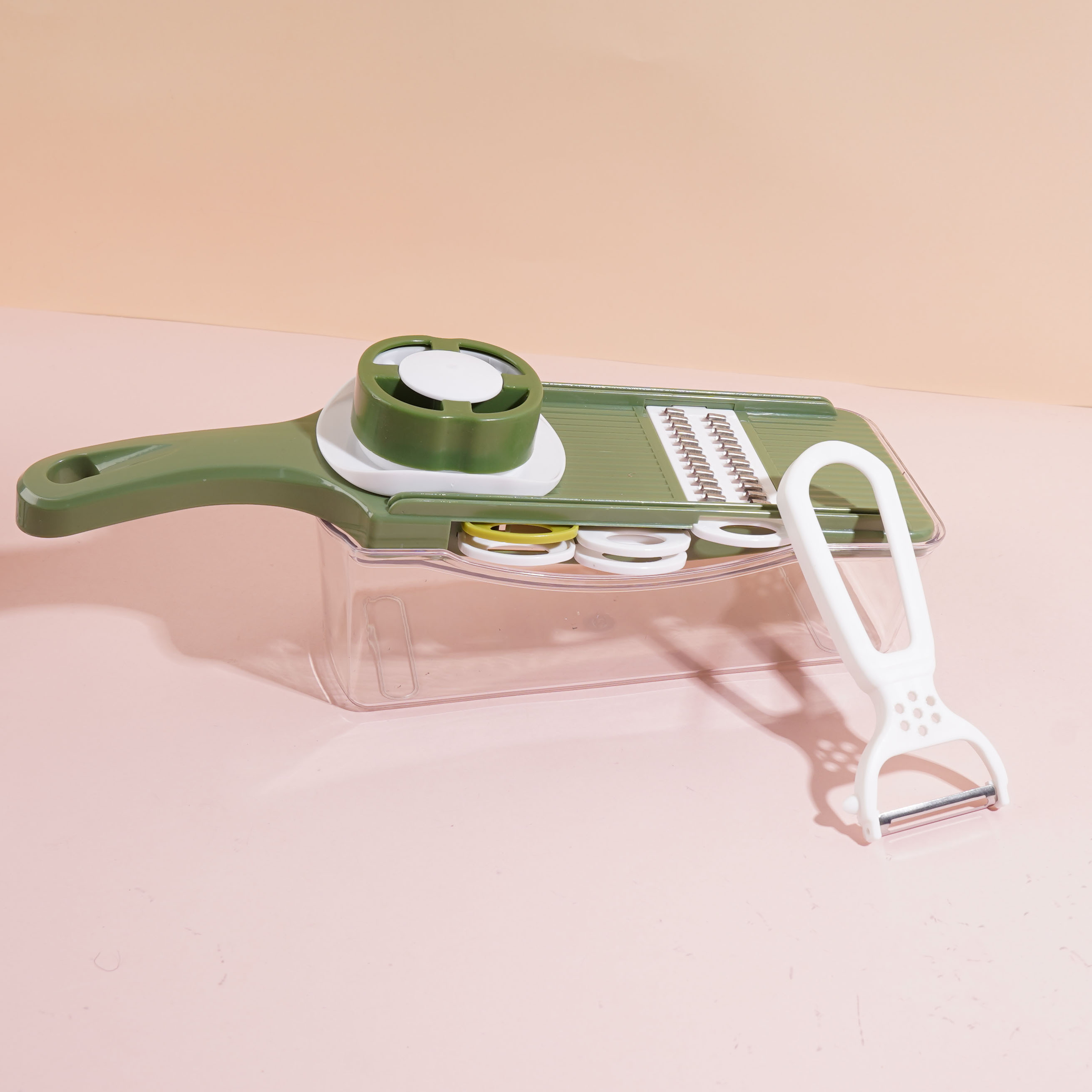 XMD-A17 five-blade razor + protective cover + ABS-made skin-peeling knife