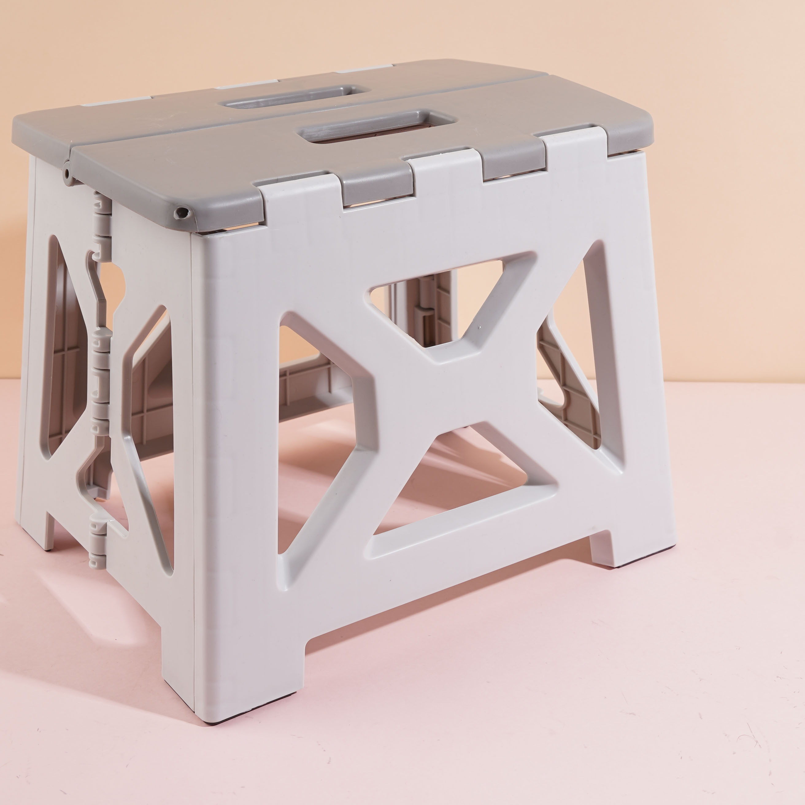 XMD-021 small stool