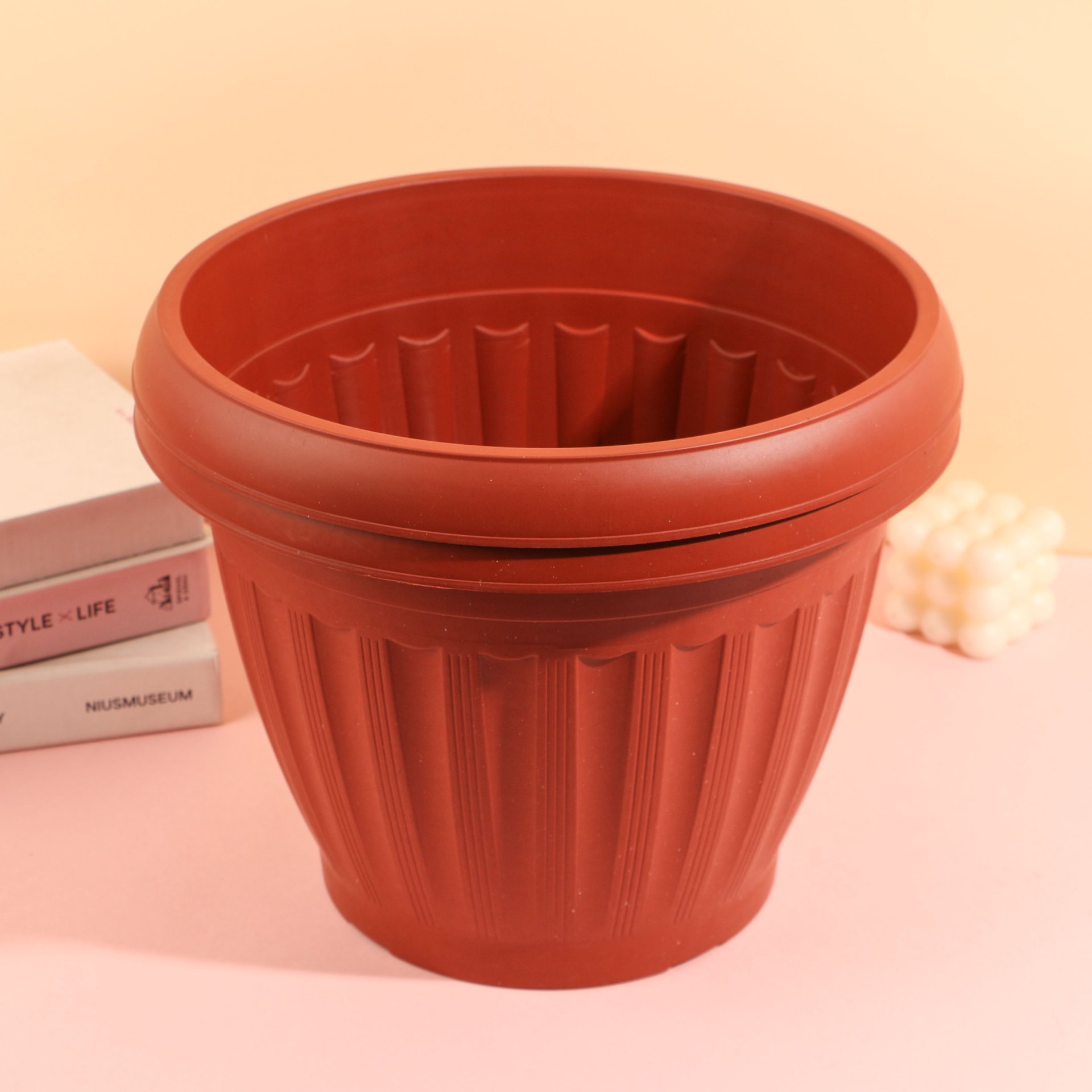 LC234 flower pot