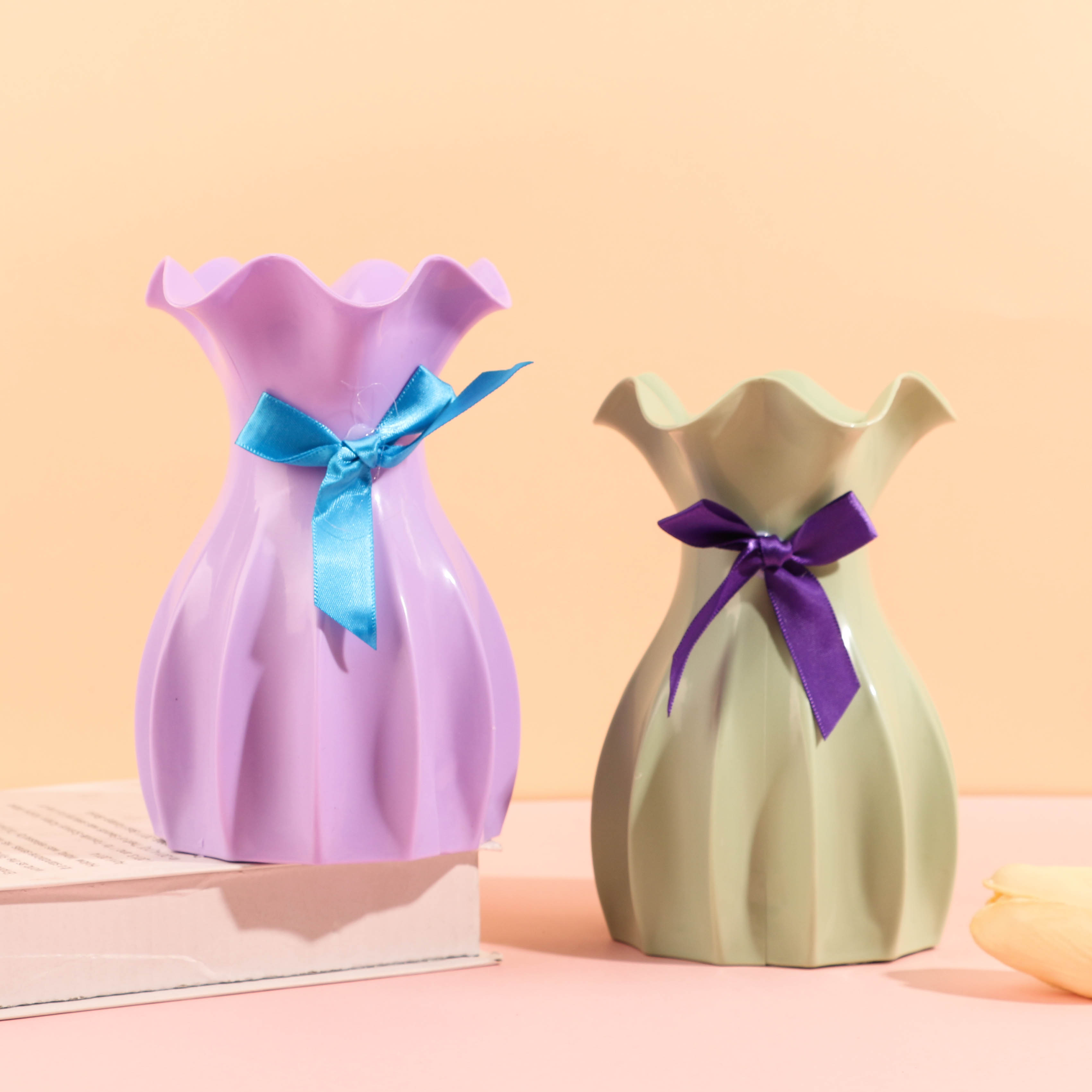 LC115 Vase, Nordic Style