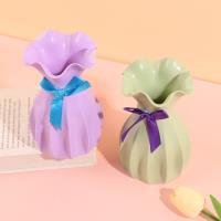 LC115 Vase, Nordic Style