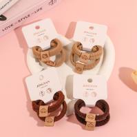 The K88045/46 leather-tag towel ring set with elastic bands