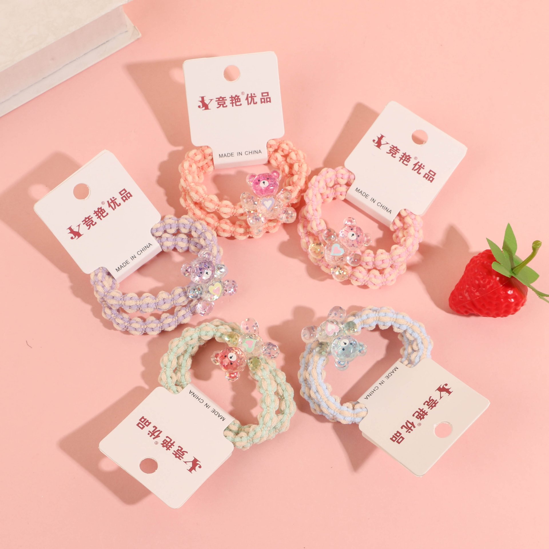 Two colorful and dazzling little bear rubber bands from JY-24